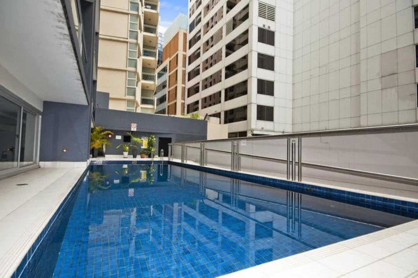 A Modern & Comfy Next To Darling Harbour